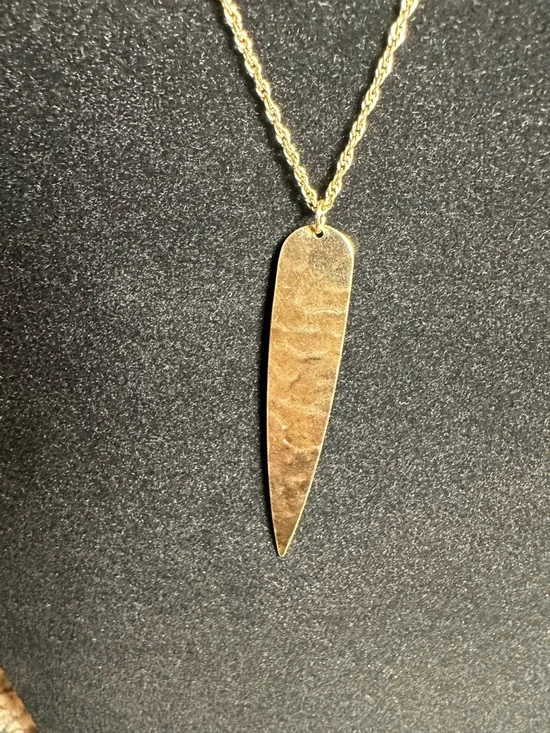 VINTAGE Holly Yashi -Hammered Gold Necklace & Earring Set - Picture 7 of 16